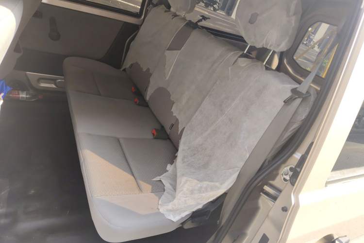 Used Jinbei Hiace X30 2020 1.5L Van Super-Enjoyment Model China VI Standard SWC15M Interior 4