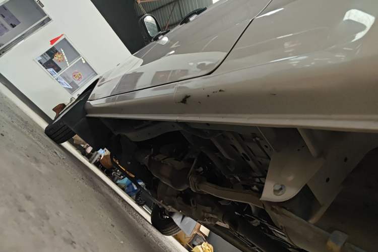 Used Jinbei Hiace X30 2020 1.5L Van Super-Enjoyment Model China VI Standard SWC15M Left Side Sill