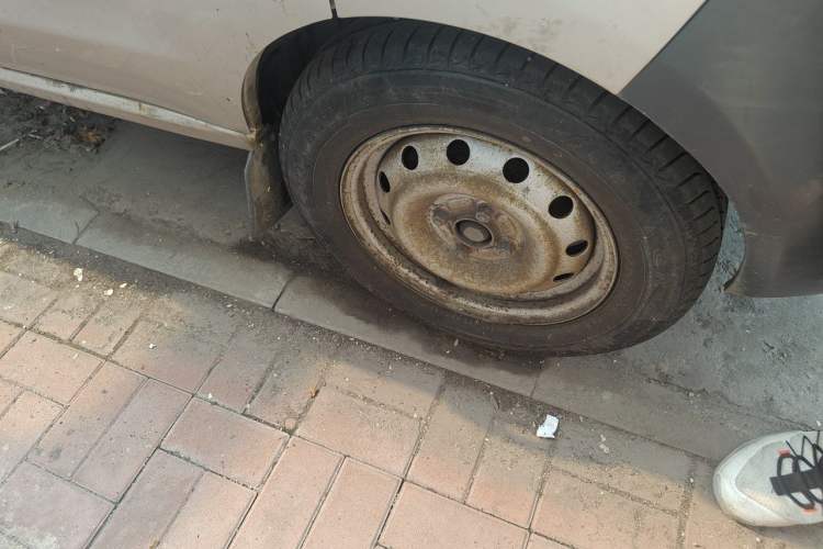 Used Jinbei Hiace X30 2020 1.5L Van Super-Enjoyment Model China VI Standard SWC15M Right Front Wheel Hub