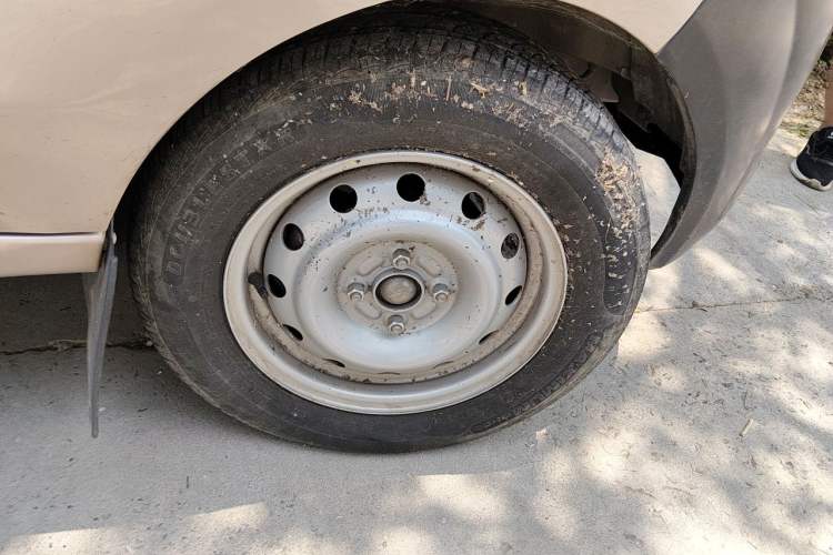 Used Jinbei Hiace X30 2020 1.5L Van Super-Enjoyment Model China VI Standard SWC15M Right Front Wheel Hub