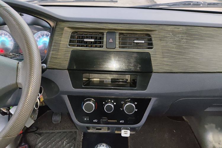 Used Jinbei Hiace X30 2020 1.5L Super-Comfortable Version China VI Standard SWC15M Audio And AC Panel