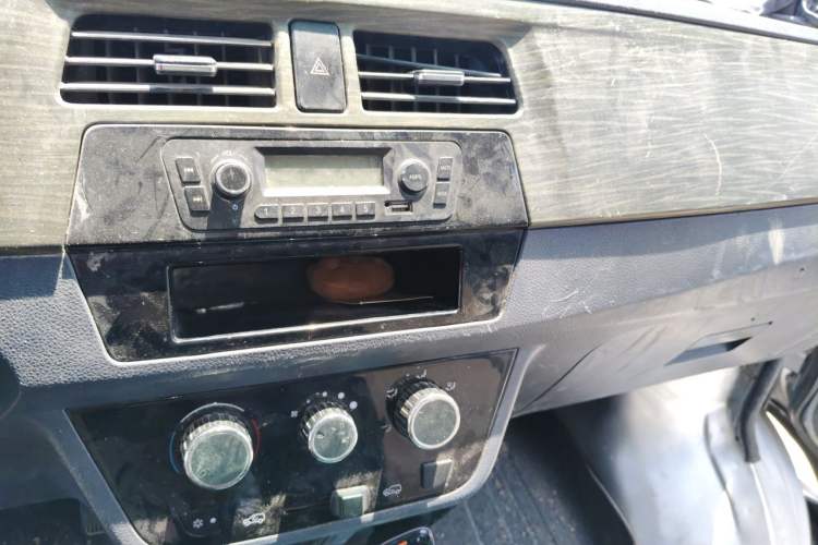Used Jinbei Hiace X30  Audio And AC Panel