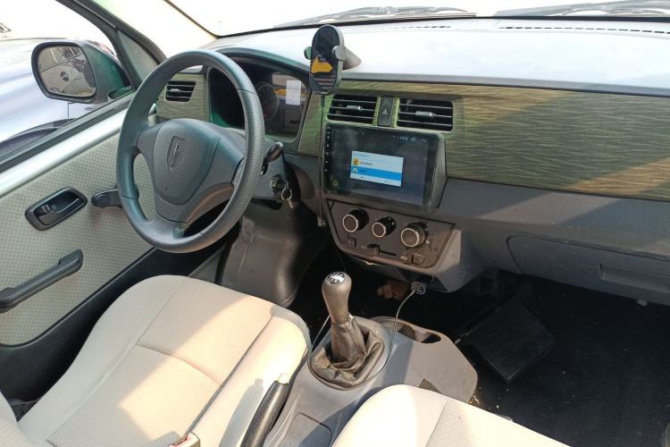 Used Jinbei Hiace X30 2020 1.5L Van Super-Enjoyment Model China VI Standard SWC15M Center Console