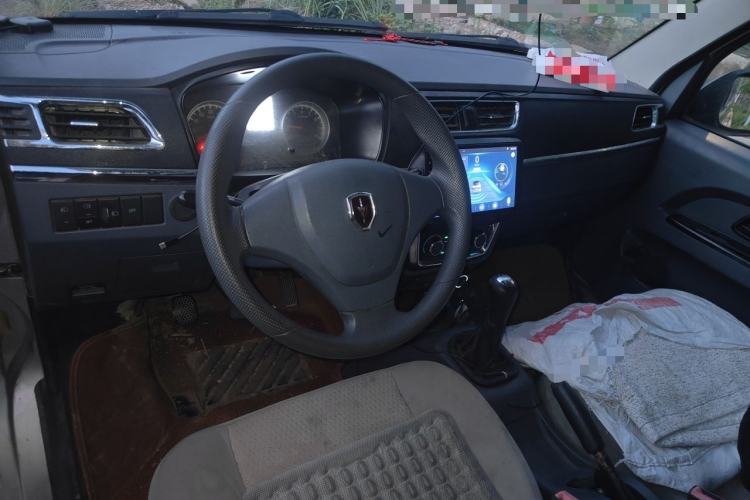 Used Jinbei Hiace X30 2020 1.5L Van Super-Enjoyment Model China VI Standard SWC15M Center Console