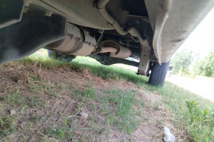 Used Jinbei Hiace X30  Chassis Front Left