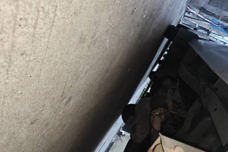 Used Jinbei Hiace X30 2020 1.5L Van Super-Enjoyment Model China VI Standard SWC15M Chassis Rear Left