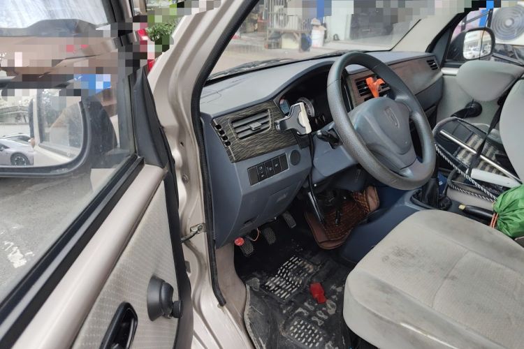 Used Jinbei Hiace X30 2020 1.5L Van Super-Enjoyment Model China VI Standard SWC15M Driver Seat
