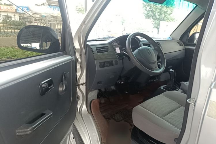 Used Jinbei Hiace X30 2020 1.5L Van Super-Enjoyment Model China VI Standard SWC15M Driver Seat