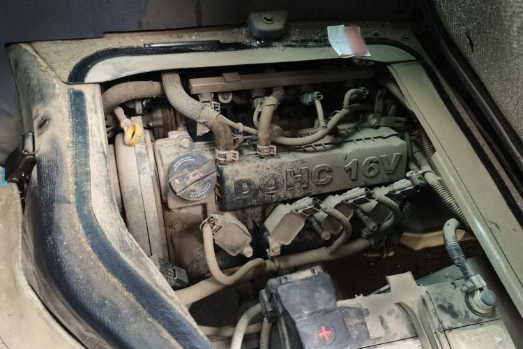 Used Jinbei Hiace X30 2020 1.5L Van Super-Enjoyment Model China VI Standard SWC15M Engine Bay