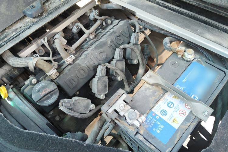 Used Jinbei Hiace X30  Engine Bay