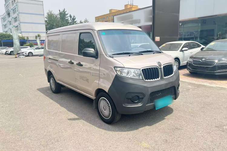 Used Jinbei Hiace X30 2020 1.5L Van Super-Enjoyment Model China VI Standard SWC15M Exterior 2