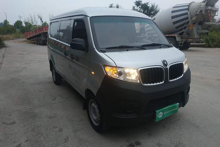 Used Jinbei Hiace X30 2020 1.5L Van Super-Enjoyment Model China VI Standard SWC15M Exterior 2