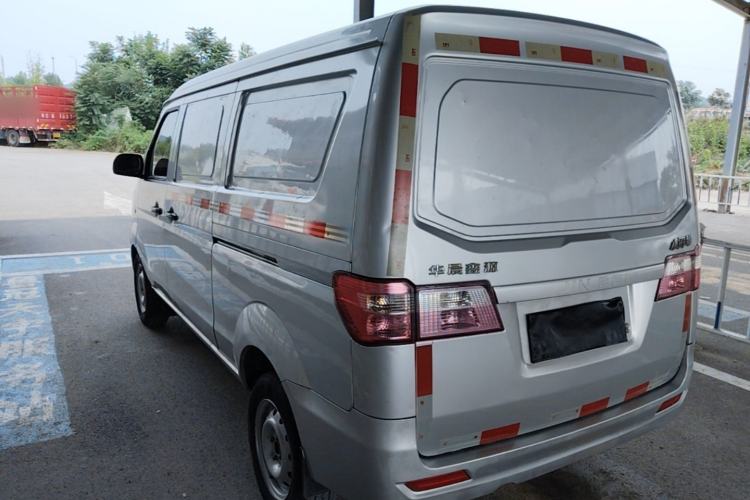 Used Jinbei Hiace X30 2020 1.5L Van Super-Enjoyment Model China VI Standard SWC15M Exterior 2