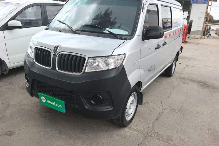 Used Jinbei Hiace X30 2020 1.5L Van Super-Enjoyment Model China VI Standard SWC15M Exterior 6