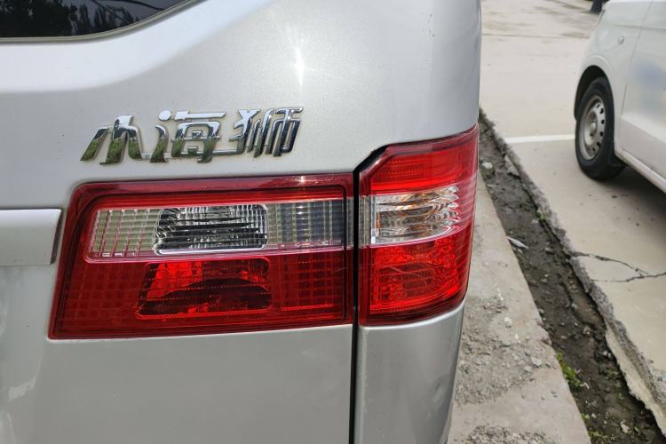 Used Jinbei Hiace X30 2020 1.5L Super-Comfortable Version China VI Standard SWC15M Exterior 6