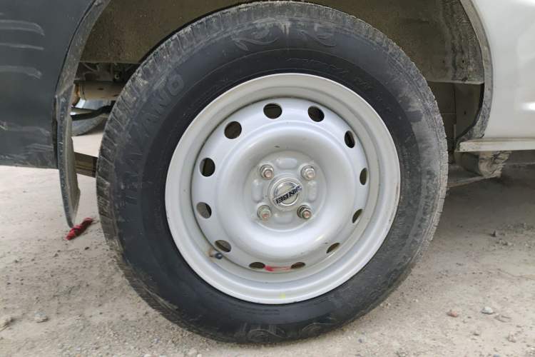 Used Jinbei Hiace X30 2020 1.5L Super-Comfortable Version China VI Standard SWC15M Exterior 8