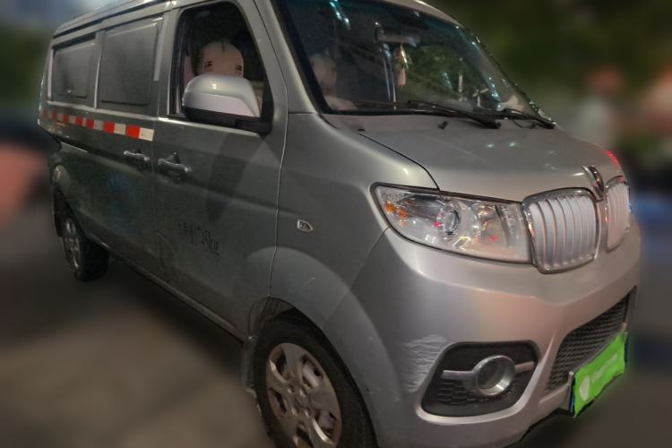 Used Jinbei Hiace X30 2020 1.5L Van Super-Enjoyment Model China VI Standard SWC15M Front Right 45 Deg