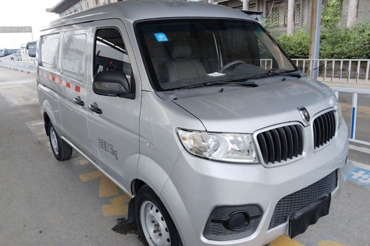 Used Jinbei Hiace X30 2020 1.5L Van Super-Enjoyment Model China VI Standard SWC15M Front Right 45 Deg