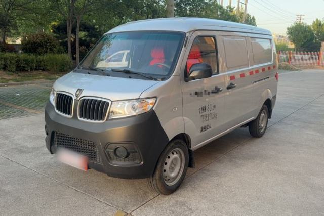 Used Jinbei Hiace X30 2020 1.5L Van Super-Enjoyment Model China VI Standard SWC15M