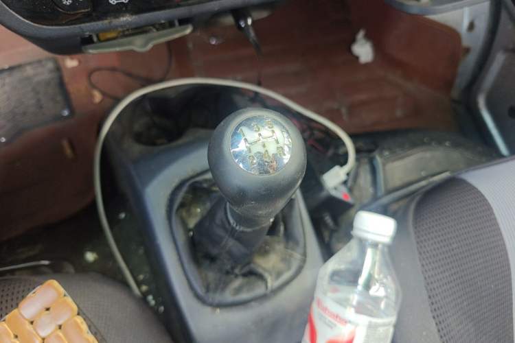 Used Jinbei Hiace X30 2020 1.5L Super-Comfortable Version China VI Standard SWC15M Gear Lever