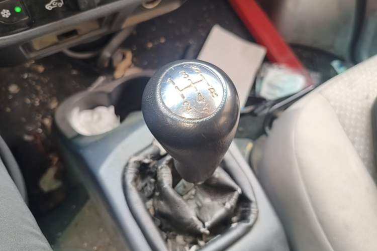 Used Jinbei Hiace X30 2020 1.5L Van Super-Enjoyment Model China VI Standard SWC15M Gear Lever