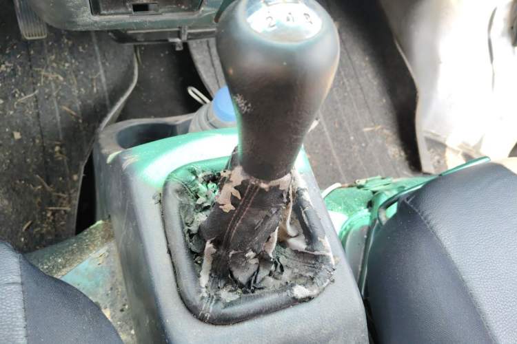 Used Jinbei Hiace X30  Gear Lever