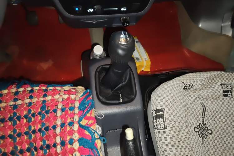 Used Jinbei Hiace X30 2020 1.5L Van Super-Enjoyment Model China VI Standard SWC15M Gear Lever