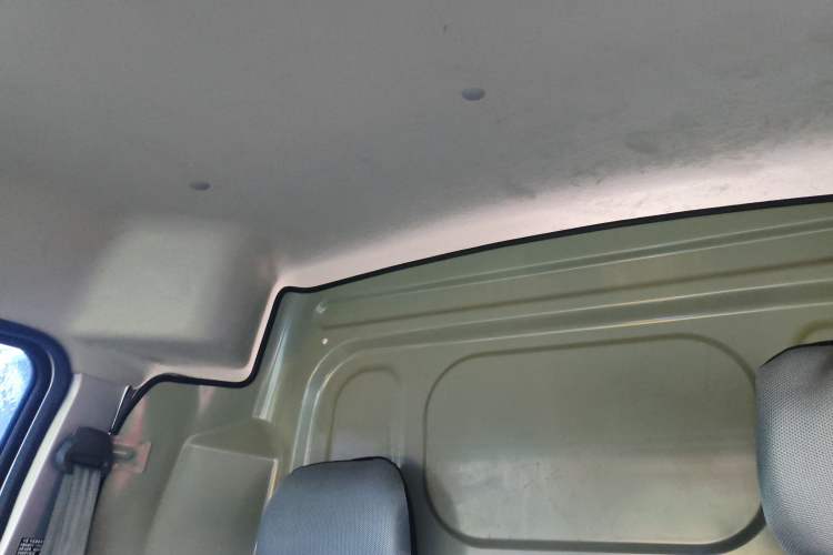Used Jinbei Hiace X30 2020 1.5L Van Super-Enjoyment Model China VI Standard SWC15M Headliner