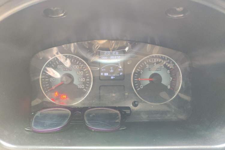Used Jinbei Hiace X30  Instrument Cluster