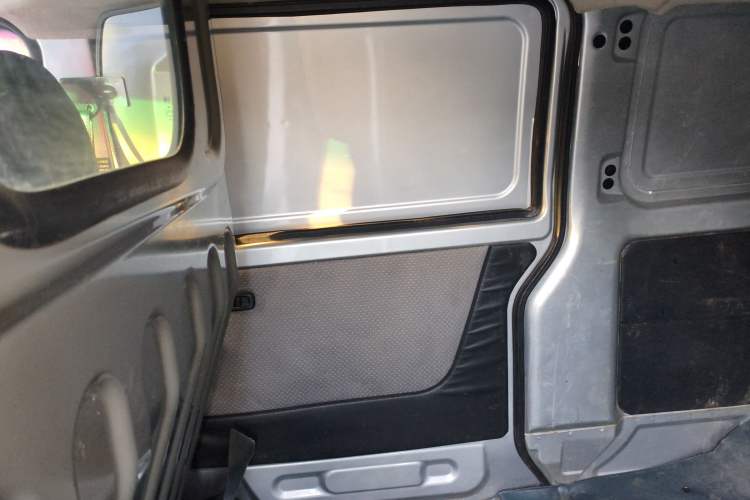 Used Jinbei Hiace X30 2020 1.5L Van Super-Enjoyment Model China VI Standard SWC15M Interior 3