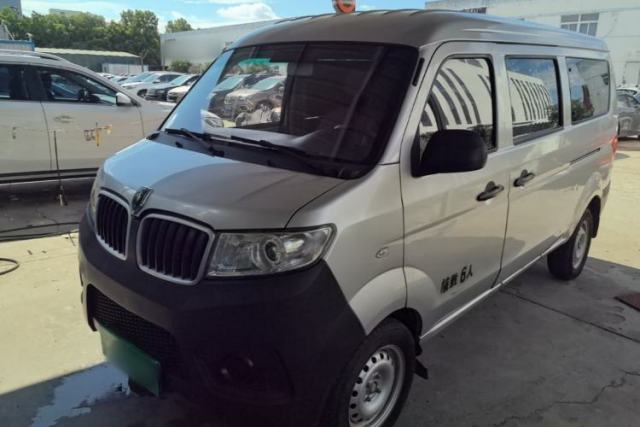 Used Jinbei Hiace X30 2020 1.5L Super-Comfortable Version China VI Standard SWC15M