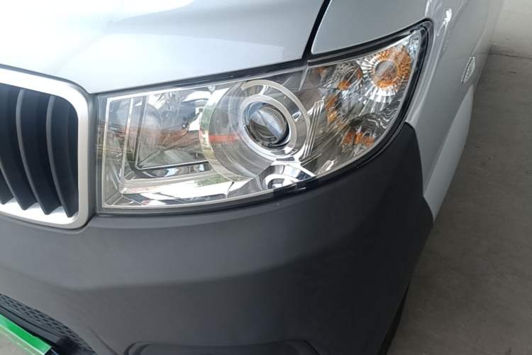 Used Jinbei Hiace X30 2020 1.5L Van Super-Enjoyment Model China VI Standard SWC15M Left Front Headlight