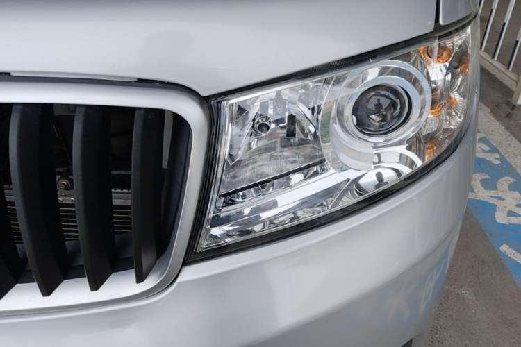 Used Jinbei Hiace X30 2020 1.5L Van Super-Enjoyment Model China VI Standard SWC15M Left Front Headlight
