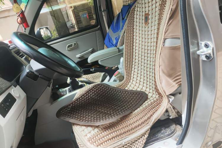 Used Jinbei Hiace X30  Left Front Seat