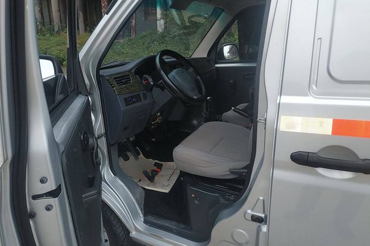 Used Jinbei Hiace X30 2020 1.5L Van Super-Enjoyment Model China VI Standard SWC15M Left Front Seat