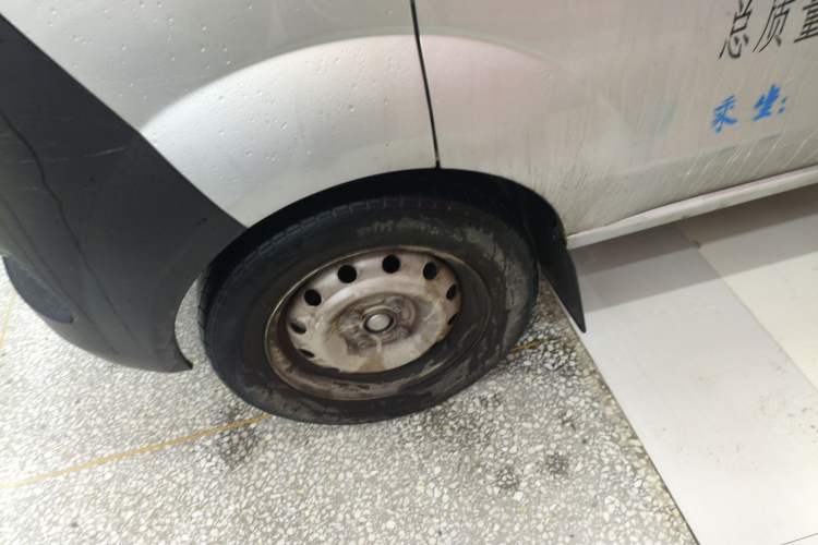 Used Jinbei Hiace X30 2020 1.5L Van Super-Enjoyment Model China VI Standard SWC15M Left Front Wheel Hub