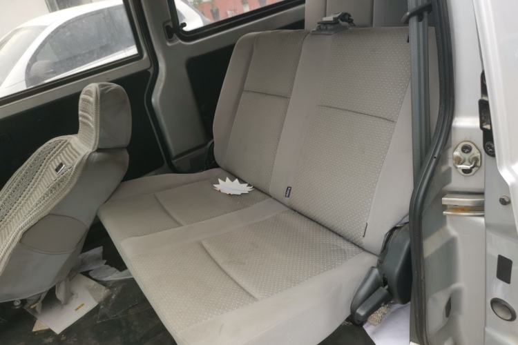 Used Jinbei Hiace X30 2020 1.5L Super-Comfortable Version China VI Standard SWC15M Left Rear Seat