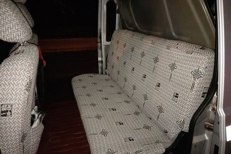 Used Jinbei Hiace X30 2020 1.5L Van Super-Enjoyment Model China VI Standard SWC15M Left Rear Seat