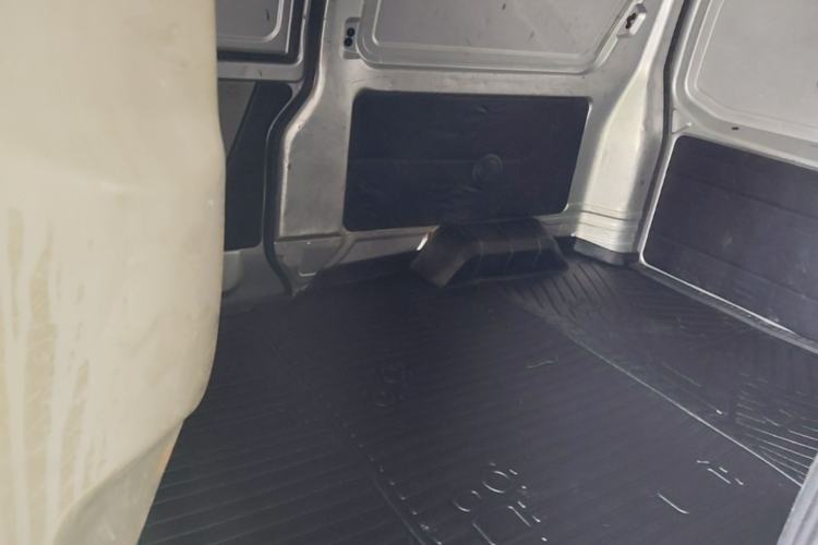 Used Jinbei Hiace X30 2020 1.5L Van Super-Enjoyment Model China VI Standard SWC15M Left Rear Seat