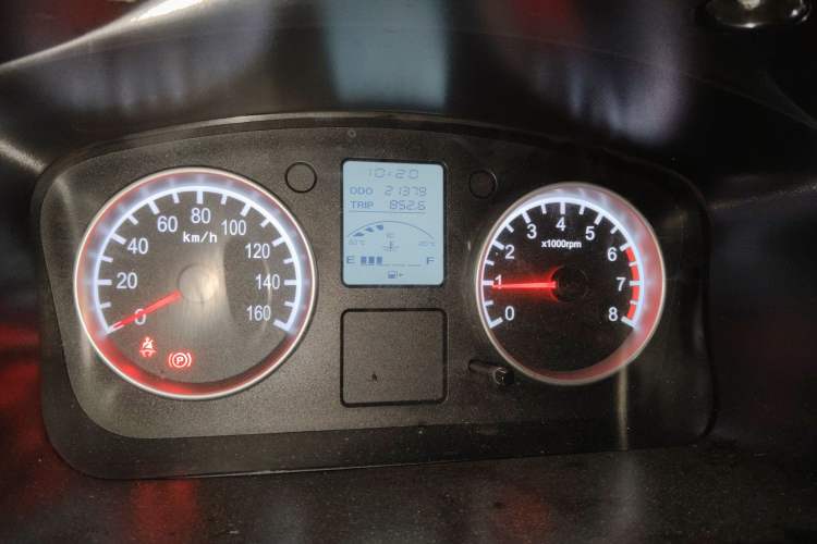 Used Jinbei Hiace X30 2020 1.5L Van Super-Enjoyment Model China VI Standard SWC15M Odometer Close Up