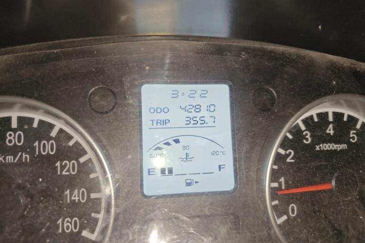 Used Jinbei Hiace X30 2020 1.5L Van Super-Enjoyment Model China VI Standard SWC15M Odometer Close Up