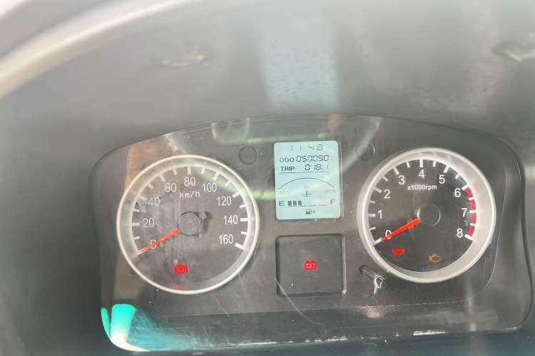 Used Jinbei Hiace X30 2020 1.5L Van Super-Enjoyment Model China VI Standard SWC15M Odometer Close Up