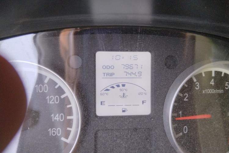 Used Jinbei Hiace X30  Odometer Close Up