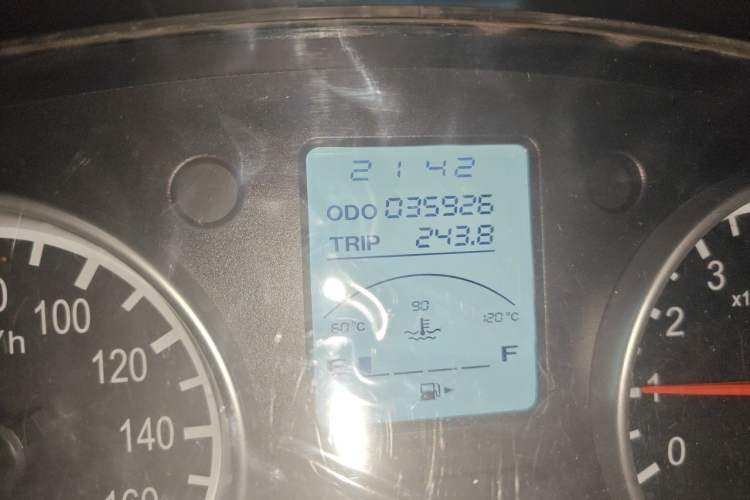 Used Jinbei Hiace X30 2020 1.5L Van Super-Enjoyment Model China VI Standard SWC15M Odometer Close Up