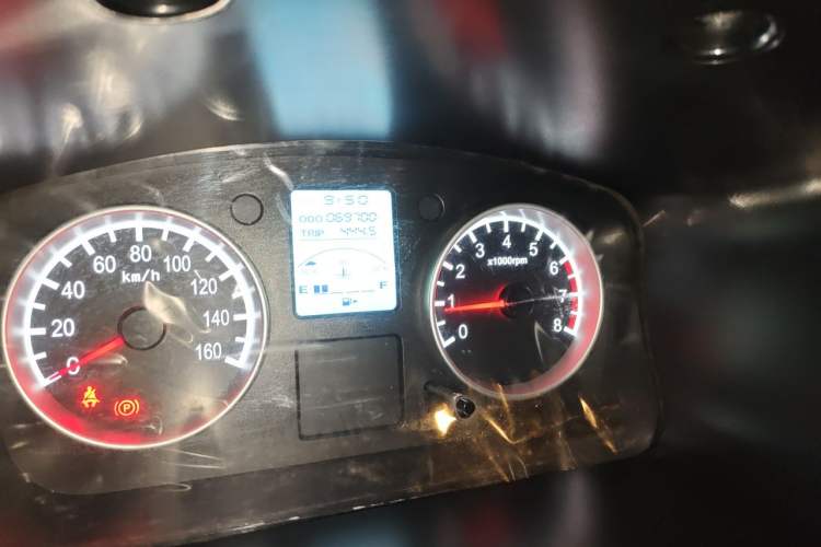 Used Jinbei Hiace X30 2020 1.5L Van Super-Enjoyment Model China VI Standard SWC15M Odometer Close Up