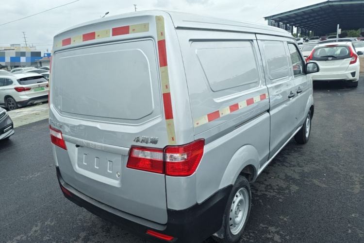 Used Jinbei Hiace X30 2020 1.5L Van Super-Enjoyment Model China VI Standard SWC15M Rear Right 45 Deg