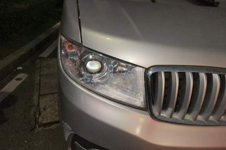 Used Jinbei Hiace X30 2020 1.5L Van Super-Enjoyment Model China VI Standard SWC15M Right Front Headlight