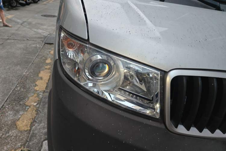 Used Jinbei Hiace X30 2020 1.5L Van Super-Enjoyment Model China VI Standard SWC15M Right Front Headlight