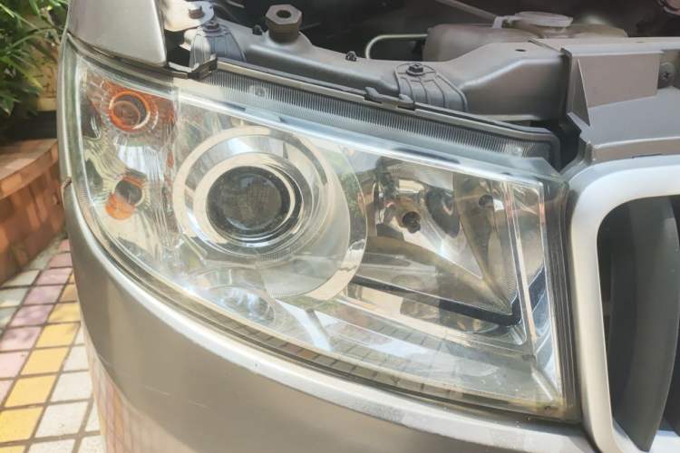 Used Jinbei Hiace X30  Right Front Headlight