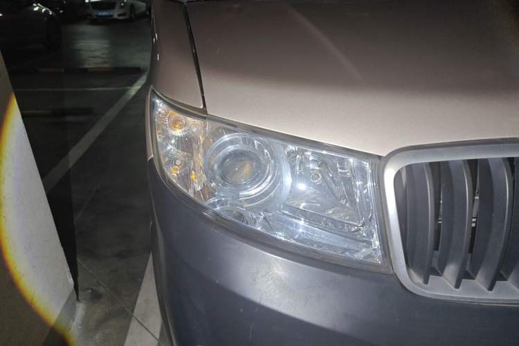 Used Jinbei Hiace X30 2020 1.5L Van Super-Enjoyment Model China VI Standard SWC15M Right Front Headlight